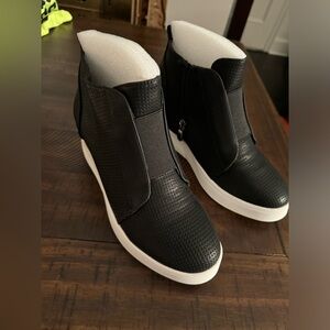 Women's Clara Wedge Sneakers, 7.5 wide